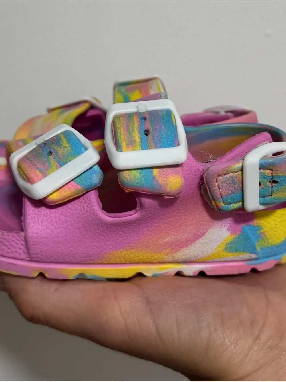 Kids Multicolor Pink Tie-Dye Buckle Sandals